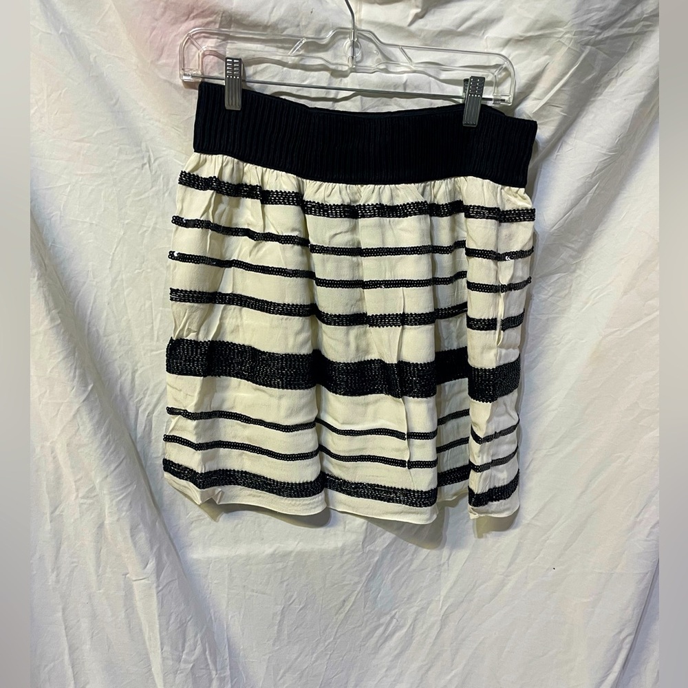 Anthropologie beaded skirt black and white size medium nwt